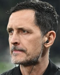 克勒舍：托普穆勒下一场是否还会出现在教练席？我们正在讨论